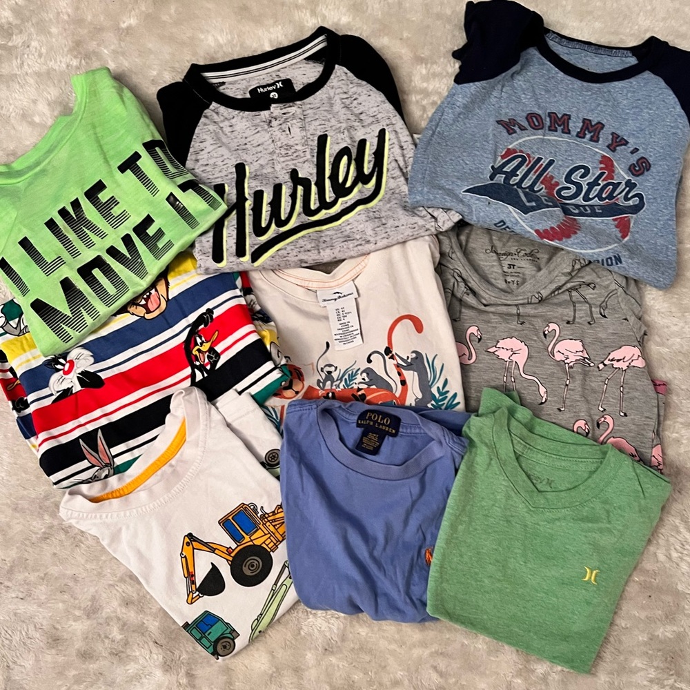 8 t-shirts one long sleeve all are 3T